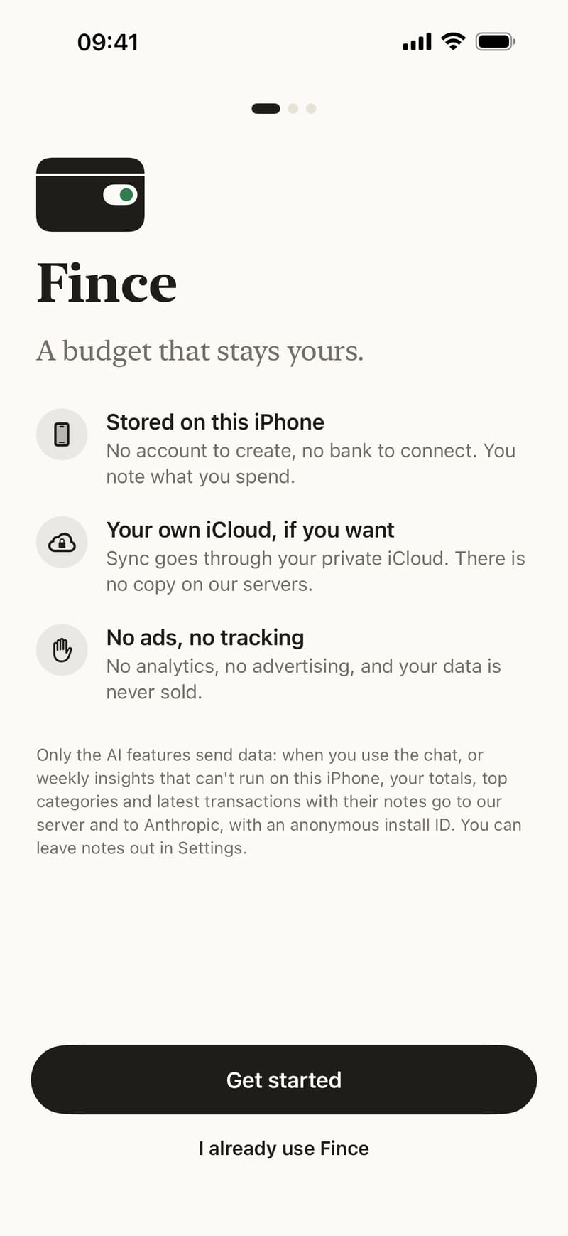 The Fince welcome screen: stored on this iPhone, no account to create, no bank to connect