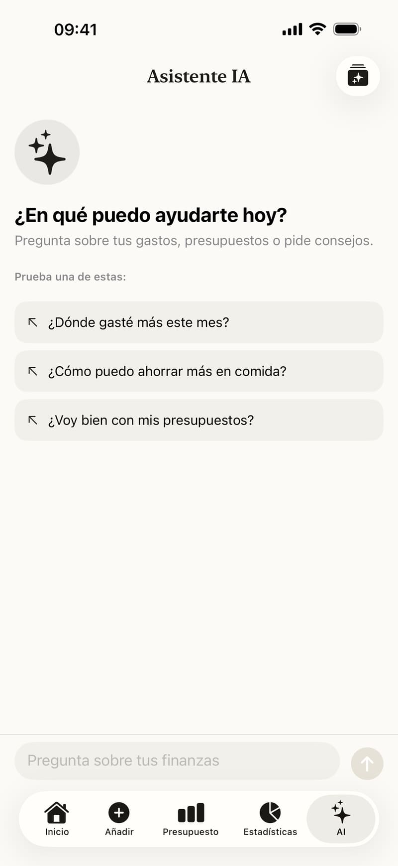 El chat con IA de Fince responde a una pregunta sobre los gastos del mes